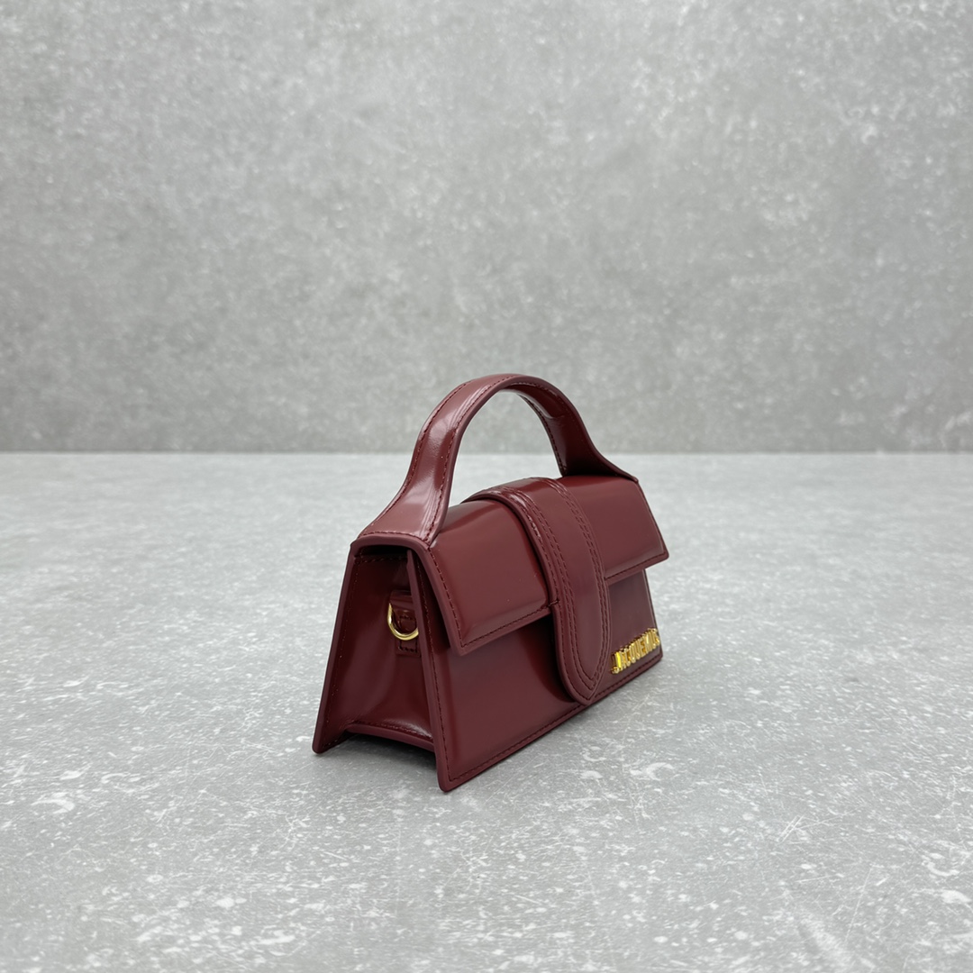 Jacquemus Satchel Bags